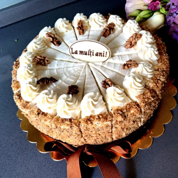 CARROT CAKE CU ZAHAR Gramaj minim 1.5kg