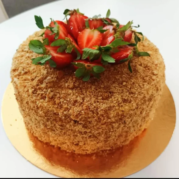 TORT MEDOVIK – GRAMAJ MIN. 1,5 KG – PRECOMANDA 48 DE ORE