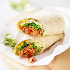 WRAP CU PULLED PORC SI SALATA COLESLAW 220 g